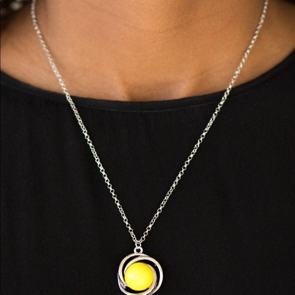 3/$10 “Ripple Effect” necklace and earrings